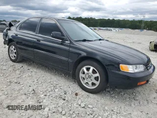 1994 Honda Accord EX with VIN JHMCD5651RC076614, listed as a Copart auction lot 70461954 with 494,000 mi miles and Salvage Title. Bid and sale history available at carsss.com. Image 4.