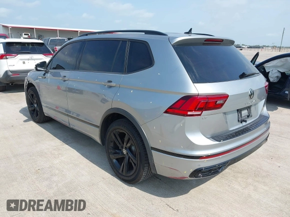 2023 Volkswagen Tiguan SE R-Line Black с VIN 3VVCB7AX5PM064412, выставлен на аукционе IAAI как лот 42279912 с пробегом 72 528 миль миль и . История ставок и продаж доступна на DreamBid. Изображение 3.