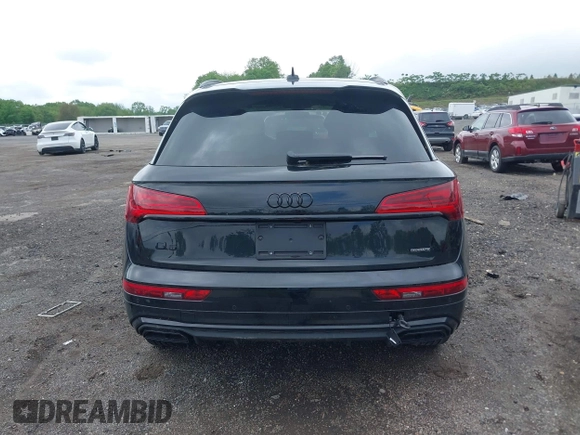 2024 Audi Q5 S line Premium with VIN WA1GAAFY9R2108000, listed as a IAAI auction lot 42275990 with 9,392 mi miles and . Bid and sale history available at DreamBid. Image 16.