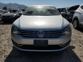 2015 Volkswagen Passat Wolfsburg Edition with VIN 1VWAS7A36FC110135, listed as a Copart auction lot 61097945 with 111,284 mi miles and Salvage title. Bid and sale history available at DreamBid. Image 5.