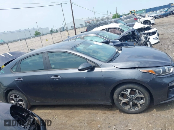 2019 Kia Forte LXS with VIN 3KPF24AD8KE062723, listed as a IAAI auction lot 42511450 with 47,925 mi miles and . Bid and sale history available at DreamBid. Image 13.