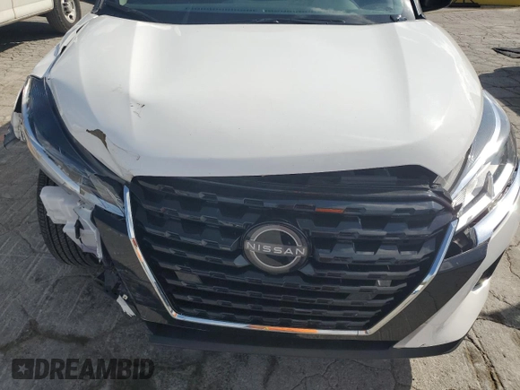 2024 Nissan Kicks S with VIN 3N1CP5BV7RL513523, listed as a Copart auction lot 52036245 with 8,716 mi miles and Clean Title. Bid and sale history available at DreamBid. Image 12.