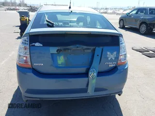 2007 Toyota Prius with VIN JTDKB20U677678691, listed as a IAAI auction lot 41993838 with 195,876 mi miles. Bid and sale history available at carsss.com. Image 17.