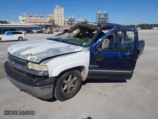 2002 Chevrolet Silverado 1500 LS with VIN 2GCEC19W721227753, listed as a Copart auction lot 81336144 with 0 mi miles and Salvage Title. Bid and sale history available at carsss.com. Image 1.