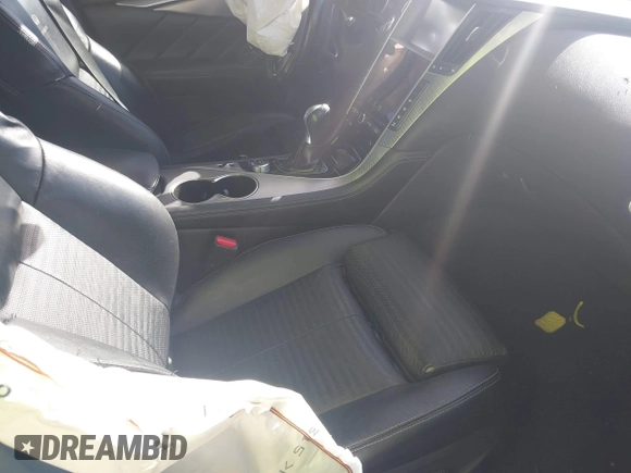2014 Infiniti Q50 with VIN JN1BV7AP0EM673520, listed as a IAAI auction lot 41287915 with 178,339 mi miles. Bid and sale history available at carsss.com. Image 5.