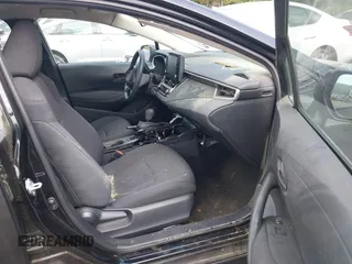 2022 Toyota Corolla LE with VIN 5YFEPMAE1NP358305, listed as a IAAI auction lot 42170738 with 42,644 mi miles and . Bid and sale history available at DreamBid. Image 5.