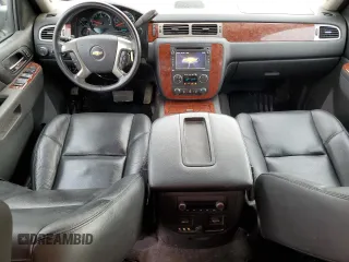 2012 Chevrolet Avalanche LTZ with VIN 3GNTKGE75CG211935, listed as a Copart auction lot 76454444 with 35,555 mi miles and Salvage Title. Bid and sale history available at carsss.com. Image 8.