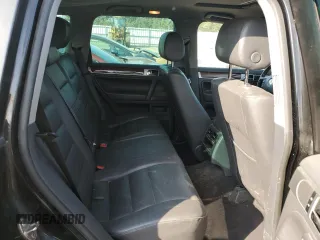 2010 Volkswagen Touareg VR6 with VIN WVGBF7A9XAD001790, listed as a Copart auction lot 70806534 with 90,103 mi miles and Salvage Title. Bid and sale history available at DreamBid. Image 10.