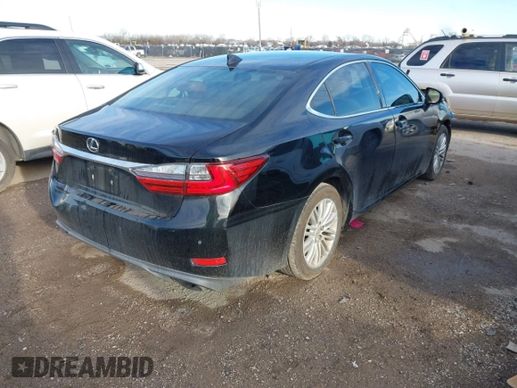 2016 Lexus ES with VIN 58ABK1GG9GU008567, listed as a IAAI auction lot 41652406 with 155,302 mi miles. Bid and sale history available at carsss.com. Image 4.