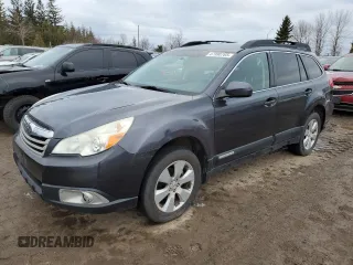2010 Subaru Outback z VIN 4S4BRHBC9A3340229, wystawiony jako Copart lot #47990765 z przebiegiem 250 918 mil mil oraz Czysty tytuł • Clean title. Historia ofert i sprzedaży dostępna na DreamBid. Obrazek 1.