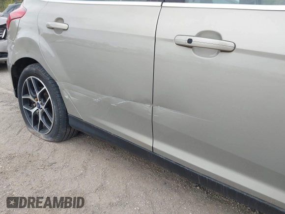 2016 Ford Focus Titanium with VIN 1FADP3N21GL346002, listed as a IAAI auction lot 39229347 with 114,683 mi miles and . Bid and sale history available at DreamBid. Image 11.