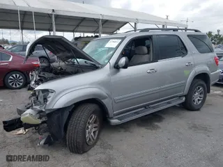 2004 Toyota Sequoia SR5 with VIN 5TDZT34A24S219659, listed as a IAAI auction lot 41784013 with 1 mi miles. Bid and sale history available at carsss.com. Image 2.