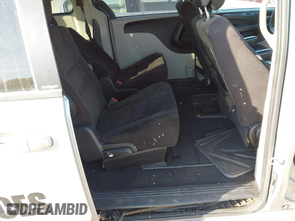 2014 Dodge Grand Caravan SXT z VIN 2C4RDGCG4ER262792, wystawiony jako IAAI lot #40460534 z przebiegiem 245 407 mil mil oraz . Historia ofert i sprzedaży dostępna na DreamBid. Obrazek 8.