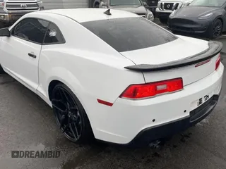 2015 Chevrolet Camaro SS with VIN 2G1FG1EW6F9228228, listed as a Copart auction lot 50104785 with 29,445 mi miles and Salvage Title. Bid and sale history available at carsss.com. Image 3.