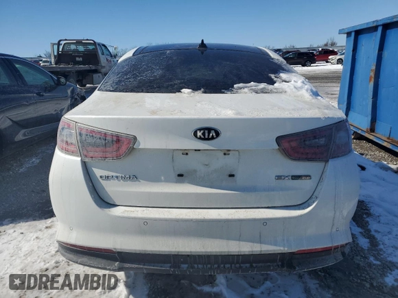 2014 Kia Optima EX z VIN KNAGN4AD8E5070636, wystawiony jako Copart lot #46328215 z przebiegiem 115 357 mil mil oraz Nie do naprawy • Non repairable. Historia ofert i sprzedaży dostępna na DreamBid. Obrazek 6.