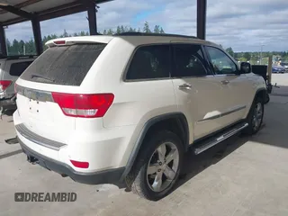 2011 Jeep Grand Cherokee Overland with VIN 1J4RR6GG0BC683624, listed as a IAAI auction lot 42729697 with 212,739 mi miles and . Bid and sale history available at DreamBid. Image 4.