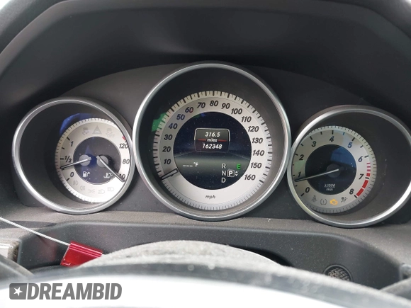 2015 Mercedes-Benz E 350 Sport with VIN WDDHF5KB6FB092327, listed as a IAAI auction lot 41782045 with 162,348 mi miles and . Bid and sale history available at DreamBid. Image 7.