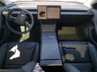 2025 Tesla Model 3 Long Range with VIN 5YJ3E1EA9SF903399, listed as a Copart auction lot 47072015 with 4,770 mi miles and Salvage Title. Bid and sale history available at carsss.com. Image 8.
