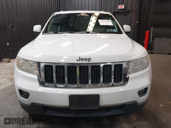 2013 Jeep Grand Cherokee Laredo with VIN 1C4RJFAG9DC532919, listed as a IAAI auction lot 40918828 with 140,093 mi miles. Bid and sale history available at carsss.com. Image 12.