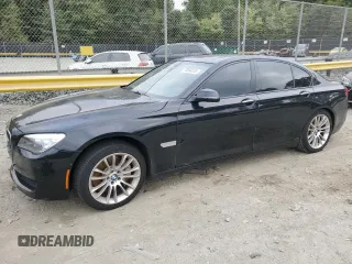2013 BMW 7 Series 750i xDrive z VIN WBAYB6C54DD223693, wystawiony jako Copart lot #70584224 z przebiegiem 108 342 mil mil oraz Szkoda całkowita • Salvage title. Historia ofert i sprzedaży dostępna na DreamBid. Obrazek 1.