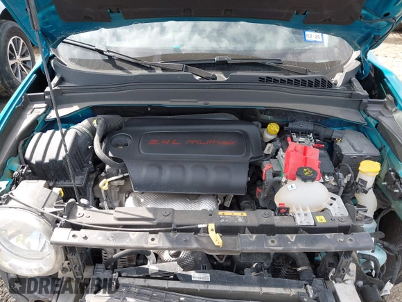 2021 Jeep Renegade Sport with VIN ZACNJDAB3MPM42343, listed as a IAAI auction lot 42551681 with 14,662 mi miles and . Bid and sale history available at DreamBid. Image 10.