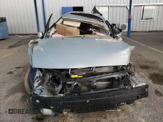 2001 Volvo S80 with VIN YV1TS90D411188848, listed as a Copart auction lot 82797104 with 0 mi miles and Salvage Title. Bid and sale history available at carsss.com. Image 5.