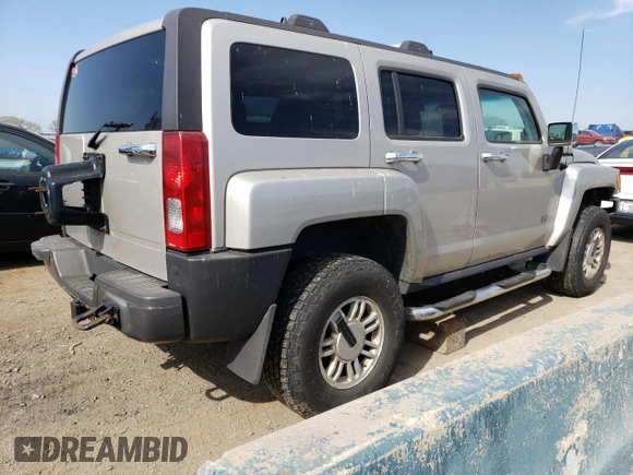 2006 Hummer H3 with VIN 5GTDN136268180769, listed as a Copart auction lot 50447623 with 249,727 mi miles and Non Repairable. Bid and sale history available at carsss.com. Image 3.