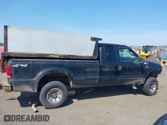 2003 Ford F-250 XL z VIN 3FTNX21L03MB41450, wystawiony jako IAAI lot #42512605 z przebiegiem 219 093 mil mil oraz . Historia ofert i sprzedaży dostępna na DreamBid. Obrazek 13.