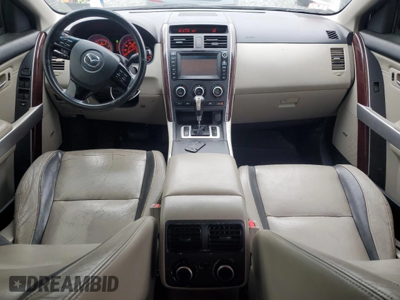 2008 Mazda CX-9 Grand Touring z VIN JM3TB38V780128747, wystawiony jako Copart lot #56826075 z przebiegiem 196 387 mil mil oraz Czysty tytuł • Clean title. Historia ofert i sprzedaży dostępna na DreamBid. Obrazek 8.