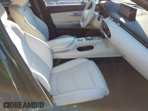2024 Genesis GV70 Advanced with VIN 5NMMCET16RH003640, listed as a IAAI auction lot 41406634 with 8,250 mi miles and . Bid and sale history available at DreamBid. Image 5.