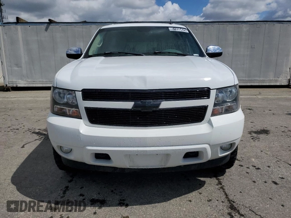 2007 Chevrolet Suburban LT with VIN 1GNFK16307J233500, listed as a Copart auction lot 51330425 with 197,721 mi miles and Clean Title. Bid and sale history available at DreamBid. Image 5.