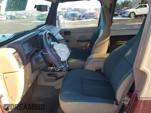 2001 Jeep Wrangler Sahara with VIN 1J4FA59S41P301365, listed as a Copart auction lot 87701675 with 134,081 mi miles and Salvage Title. Bid and sale history available at carsss.com. Image 7.