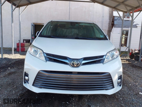 2018 Toyota Sienna XLE Auto Access Seat с VIN 5TDYZ3DC6JS905338, выставлен на аукционе IAAI как лот 42071334 с пробегом 51 604 миль миль и . История ставок и продаж доступна на DreamBid. Изображение 12.