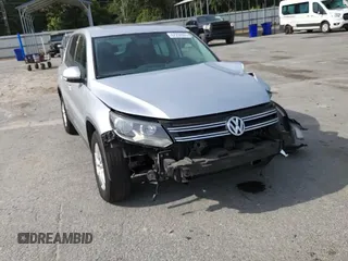 2012 Volkswagen Tiguan S с VIN WVGAV7AXXCW606008, выставлен на аукционе Copart как лот 62232655 с пробегом 184 316 миль миль и Списание • Salvage title. История ставок и продаж доступна на DreamBid. Изображение 15.