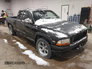 2000 Dodge Dakota z VIN 1B7GL22Z0YS741732, wystawiony jako IAAI lot #41573450 z przebiegiem 162 123 mil mil oraz . Historia ofert i sprzedaży dostępna na DreamBid. Obrazek 1.