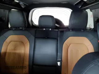 2023 Land Rover Defender X с VIN SALEX7EU8P2140939, выставлен на аукционе Copart как лот 55811195 с пробегом 33 446 миль миль и Списание • Salvage title. История ставок и продаж доступна на DreamBid. Изображение 10.