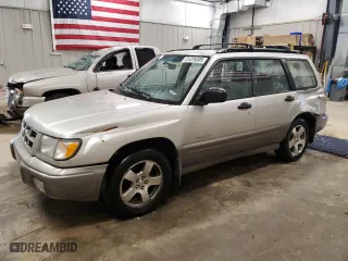 2000 Subaru Forester S with VIN JF1SF6557YH705525, listed as a Copart auction lot 51226305 with 212,642 mi miles and Clean Title. Bid and sale history available at carsss.com. Image 1.