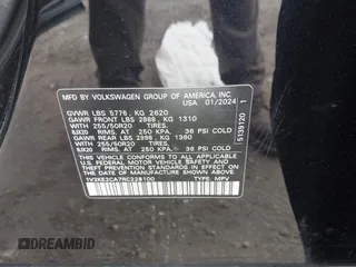 2024 Volkswagen Atlas SE with VIN 1V2KE2CA7RC228100, listed as a IAAI auction lot 42007768 with 27,956 mi miles and . Bid and sale history available at DreamBid. Image 9.