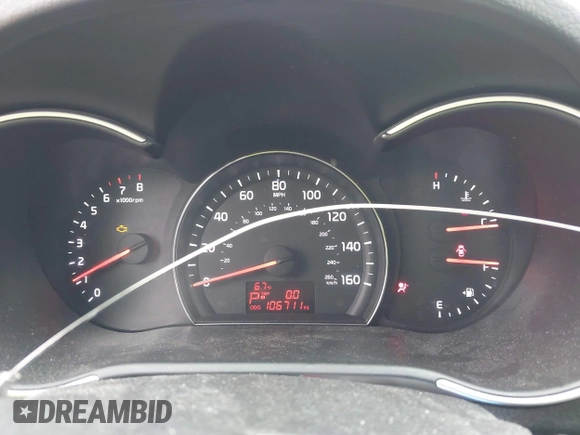 2014 Kia Sorento LX z VIN 5XYKTCA63EG503298, wystawiony jako IAAI lot #42372695 z przebiegiem 106 711 mil mil oraz . Historia ofert i sprzedaży dostępna na DreamBid. Obrazek 7.