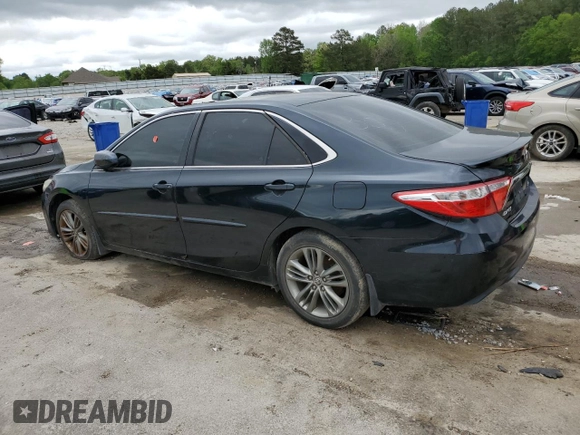 2015 Toyota Camry XLE with VIN 4T1BF1FK1FU103785, listed as a Copart auction lot 51970635 with 305,498 mi miles and Clean Title. Bid and sale history available at DreamBid. Image 2.