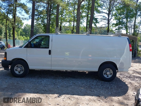 2017 Chevrolet Express Cargo with VIN 1GCZGHFF9H1136193, listed as a IAAI auction lot 42502511 with 149,458 mi miles and . Bid and sale history available at DreamBid. Image 14.