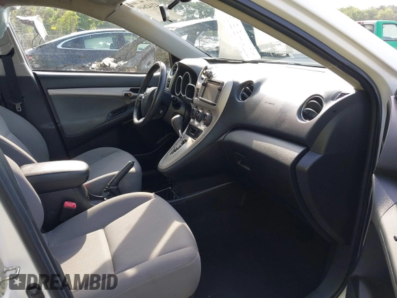 2013 Toyota Matrix S z VIN 2T1KE4EEXDC050213, wystawiony jako IAAI lot #42142649 z przebiegiem 170 980 mil mil oraz . Historia ofert i sprzedaży dostępna na DreamBid. Obrazek 5.