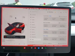 2022 Tesla Model Y Performance z VIN 7SAYGDEF6NF511436, wystawiony jako IAAI lot #42078122 z przebiegiem 44 006 mil mil oraz . Historia ofert i sprzedaży dostępna na DreamBid. Obrazek 18.