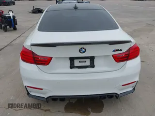 2015 BMW M4 z VIN WBS3R9C54FK329174, wystawiony jako IAAI lot #41923136 z przebiegiem 54 379 mil mil oraz . Historia ofert i sprzedaży dostępna na DreamBid. Obrazek 16.
