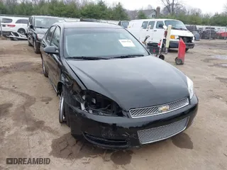 2015 Chevrolet Impala Limited LT with VIN 2G1WB5E32F1118822, listed as a IAAI auction lot 40867030 with 113,064 mi miles. Bid and sale history available at carsss.com. Image 1.