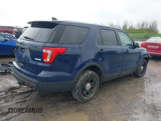 2017 Ford Police Interceptor Utility z VIN 1FM5K8AT8HGC25644, wystawiony jako IAAI lot #42223936 z przebiegiem 199 948 mil mil oraz . Historia ofert i sprzedaży dostępna na DreamBid. Obrazek 4.