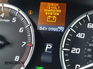 2015 Acura TLX with VIN 19UUB1F39FA020674, listed as a IAAI auction lot 41964784 with 98,579 mi miles and . Bid and sale history available at carsss.com. Image 16.