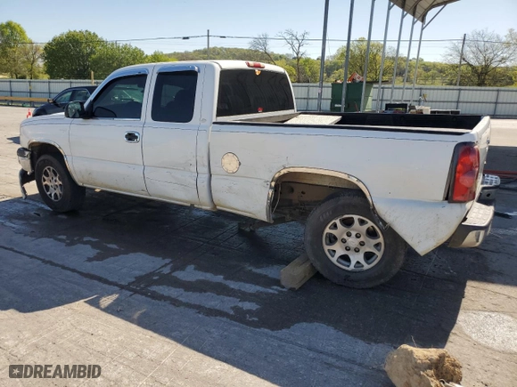 2004 Chevrolet Silverado 1500 LS with VIN 1GCEC19V54Z102350, listed as a Copart auction lot 52875355 with 155,334 mi miles and Salvage Title. Bid and sale history available at carsss.com. Image 2.
