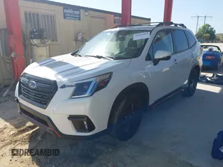 2023 Subaru Forester Special Sports z VIN JF2SKAJC9PH449692, wystawiony jako IAAI lot #42012094 z przebiegiem 35 121 mil mil oraz . Historia ofert i sprzedaży dostępna na DreamBid. Obrazek 2.