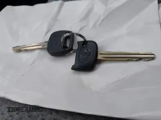 2000 Toyota Camry CE z VIN JT2BG22K3Y0530823, wystawiony jako IAAI lot #42365050 z przebiegiem 148 913 mil mil oraz . Historia ofert i sprzedaży dostępna na DreamBid. Obrazek 11.